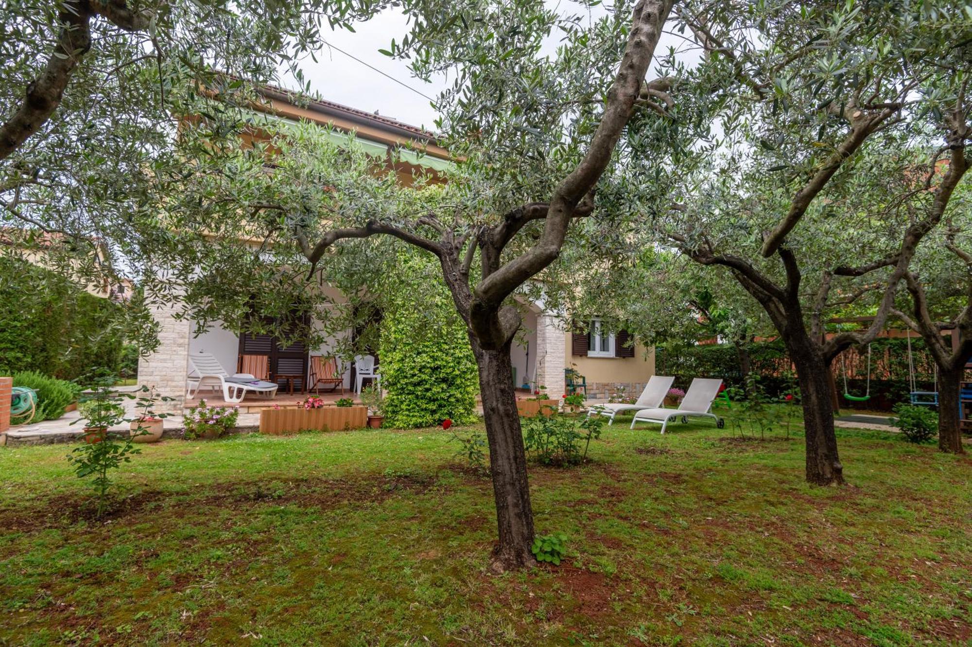 Apartments Mirella Novigrad  Exterior photo